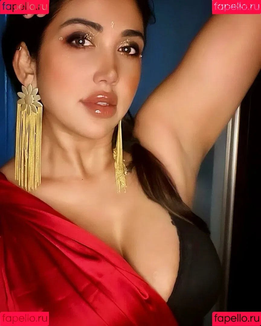Ruchiraj / roweinawitch / ruchirajofficial Onlyfans Photo Gallery 