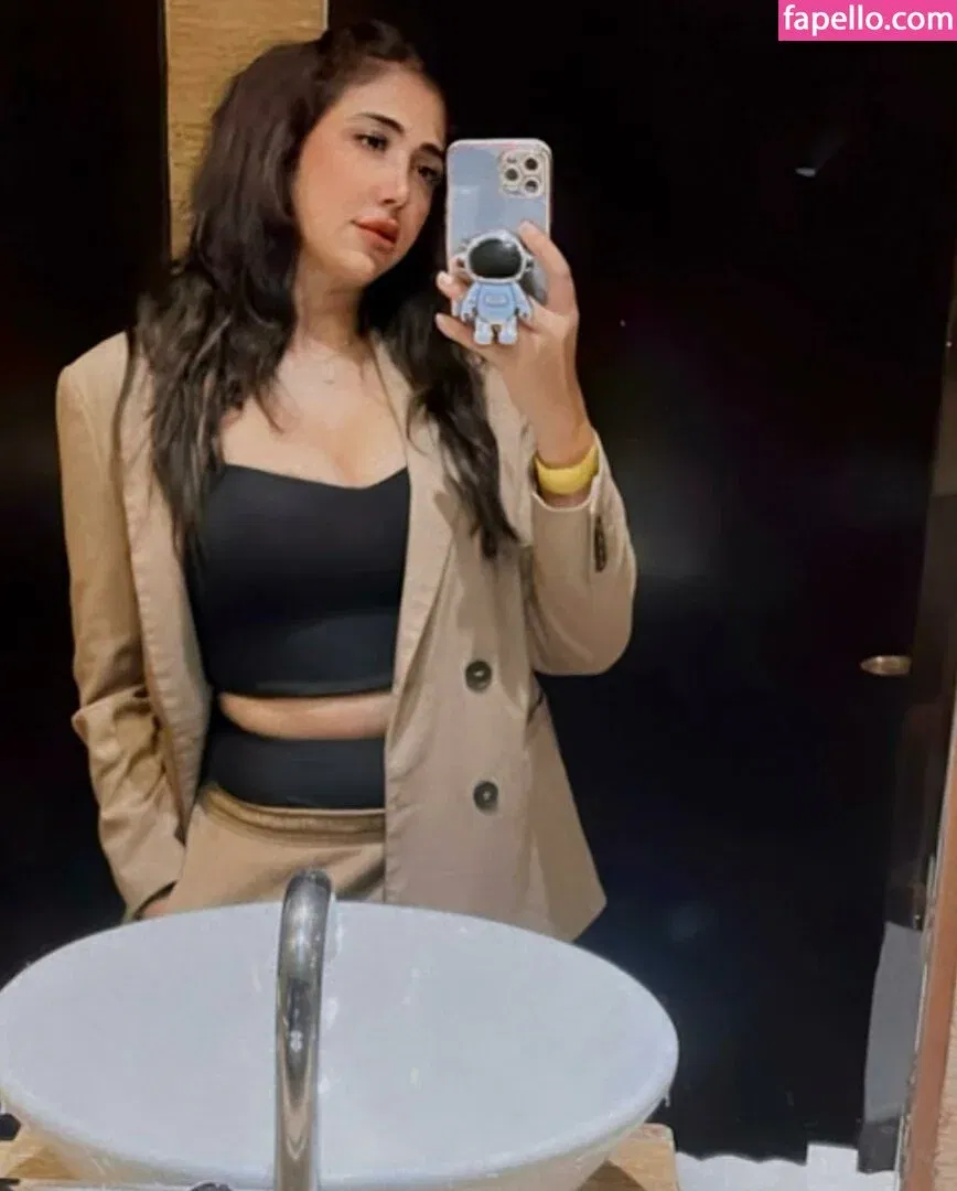 Ruchiraj / roweinawitch / ruchirajofficial Onlyfans Photo Gallery 