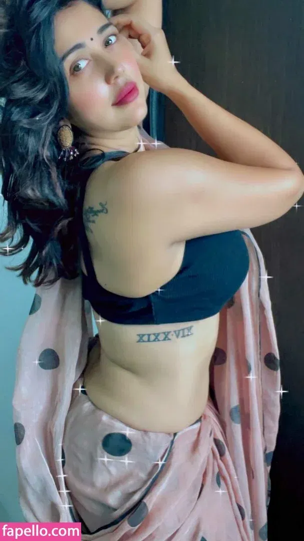 Ruchiraj / roweinawitch / ruchirajofficial Onlyfans Photo Gallery 