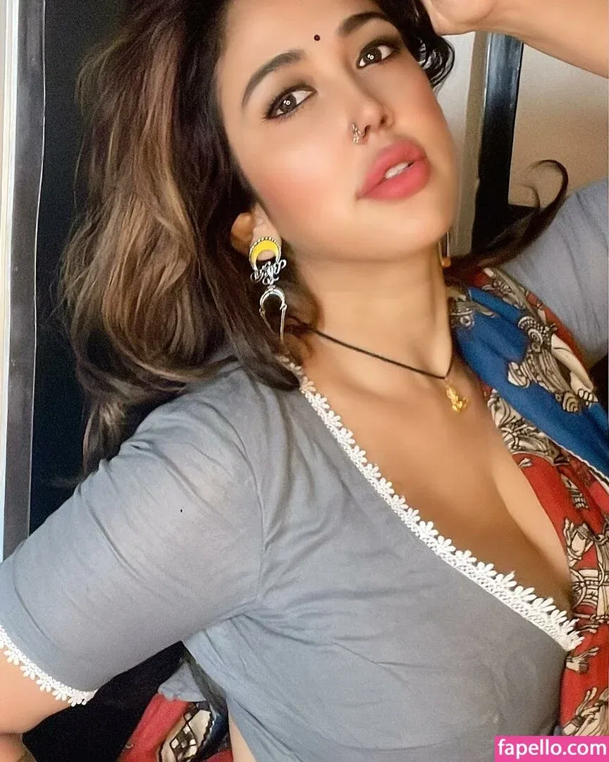 Ruchiraj / roweinawitch / ruchirajofficial Onlyfans Photo Gallery 