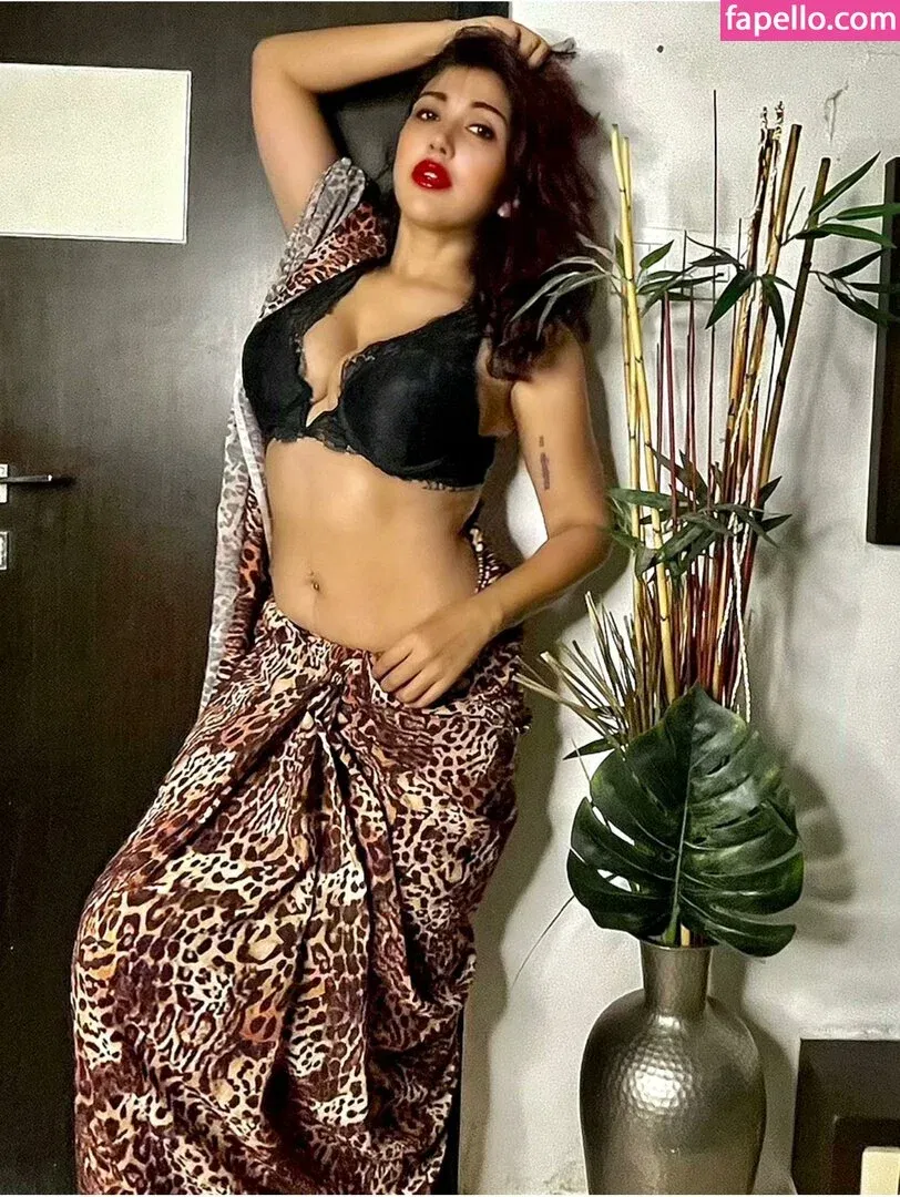 Ruchiraj / roweinawitch / ruchirajofficial Onlyfans Photo Gallery 