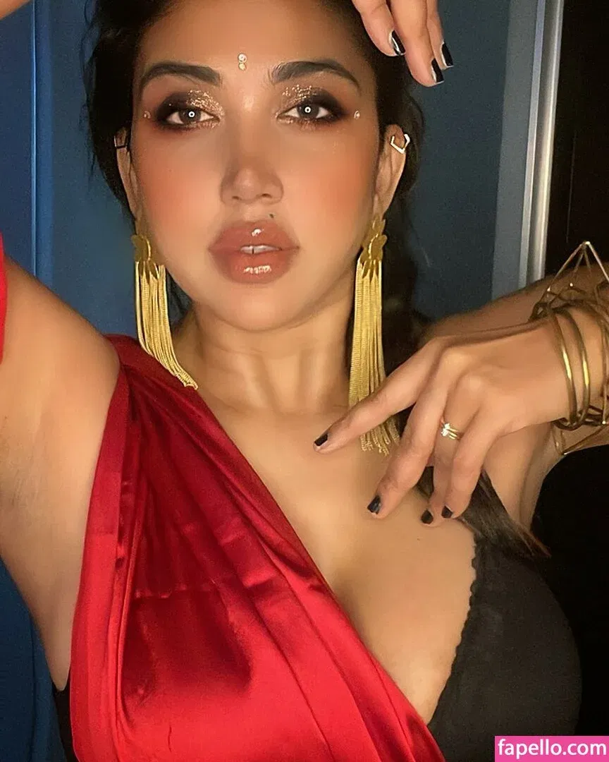 Ruchiraj / roweinawitch / ruchirajofficial Onlyfans Photo Gallery 