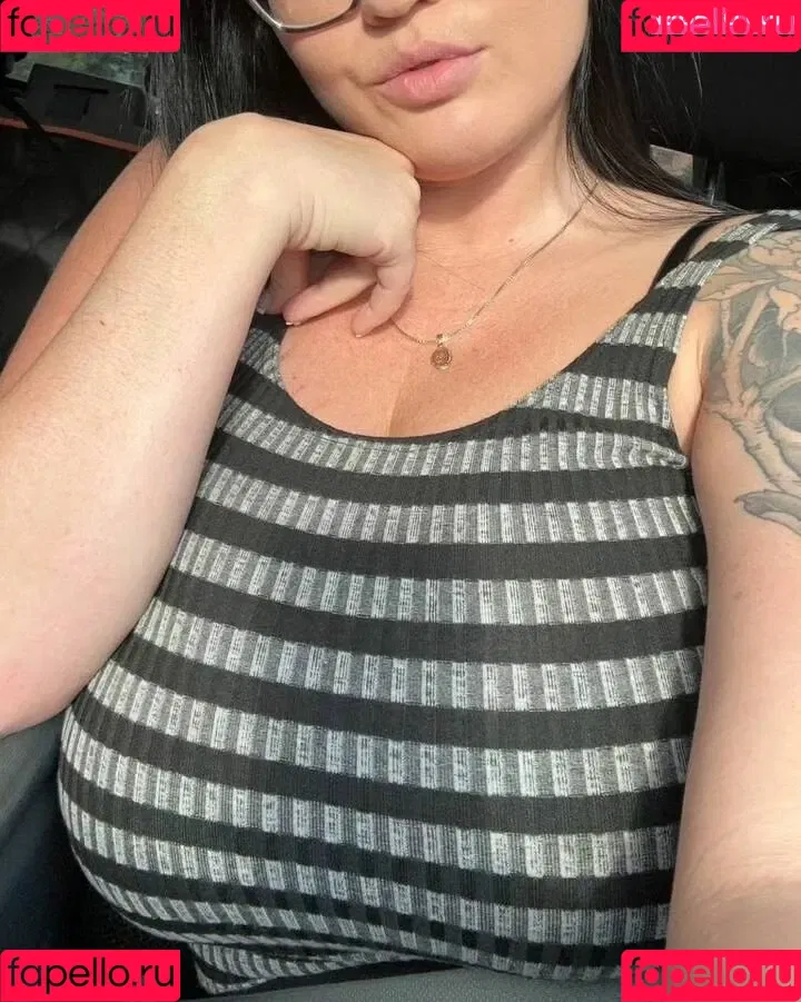 Hot4Holly / HotForHolly Onlyfans Photo Gallery 