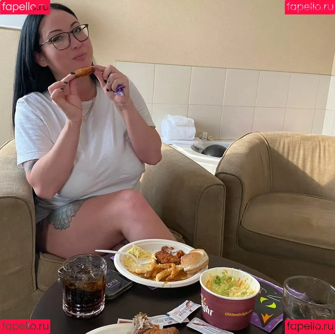 Hot4Holly / HotForHolly Onlyfans Photo Gallery 