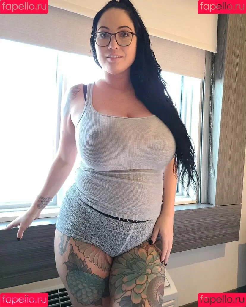 Hot4Holly / HotForHolly Onlyfans Photo Gallery 