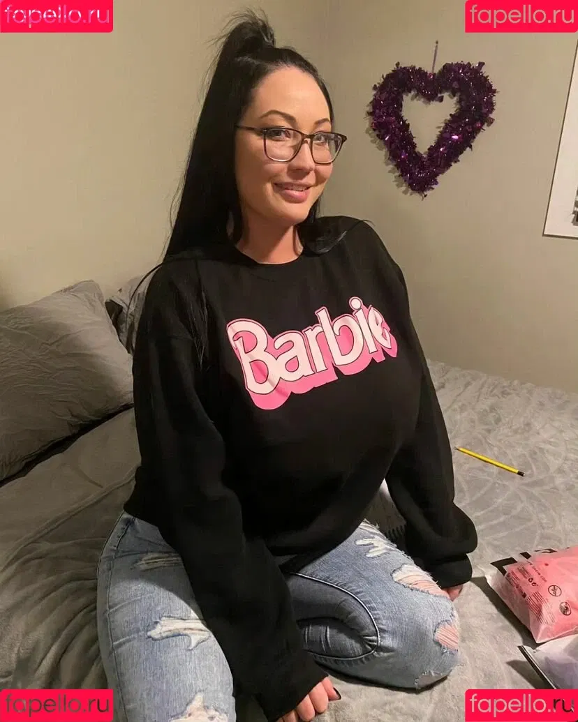 Hot4Holly / HotForHolly Onlyfans Photo Gallery 