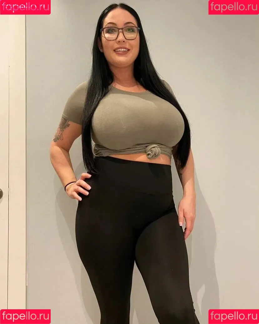 Hot4Holly / HotForHolly Onlyfans Photo Gallery 