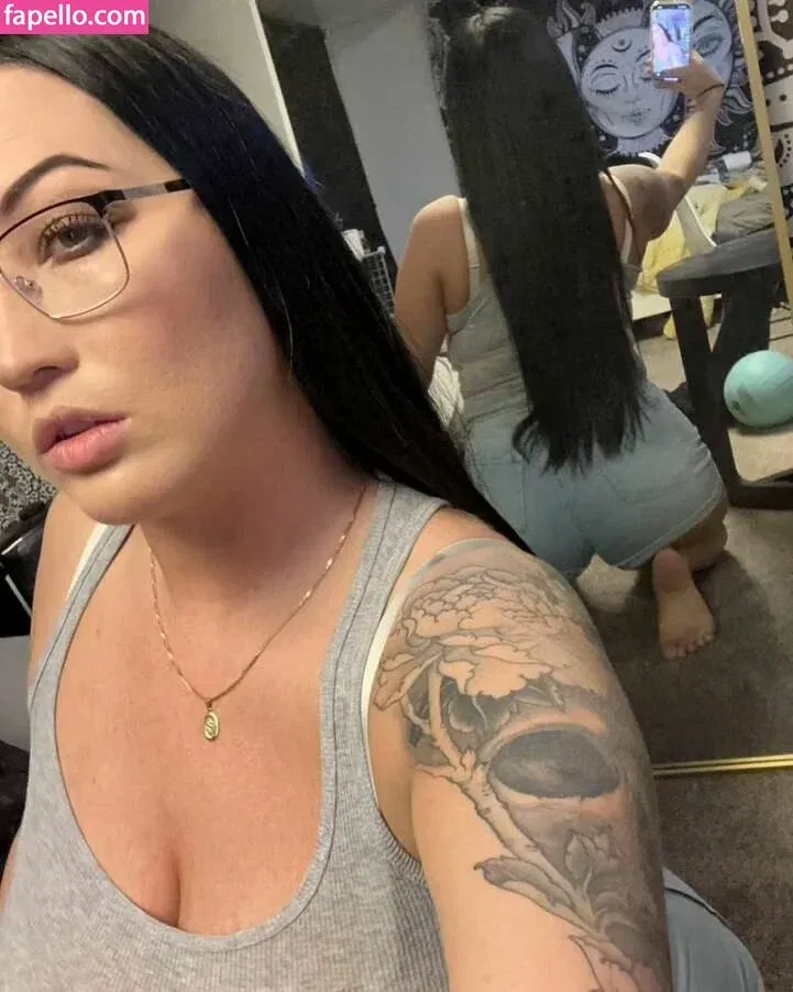 Hot4Holly / HotForHolly Onlyfans Photo Gallery 