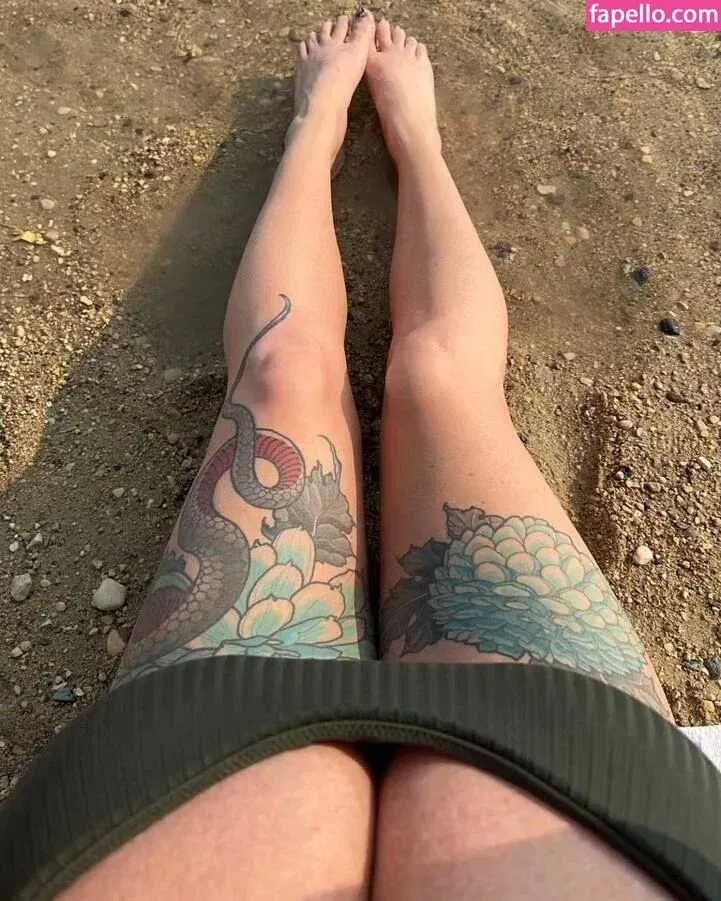 Hot4Holly / HotForHolly Onlyfans Photo Gallery 