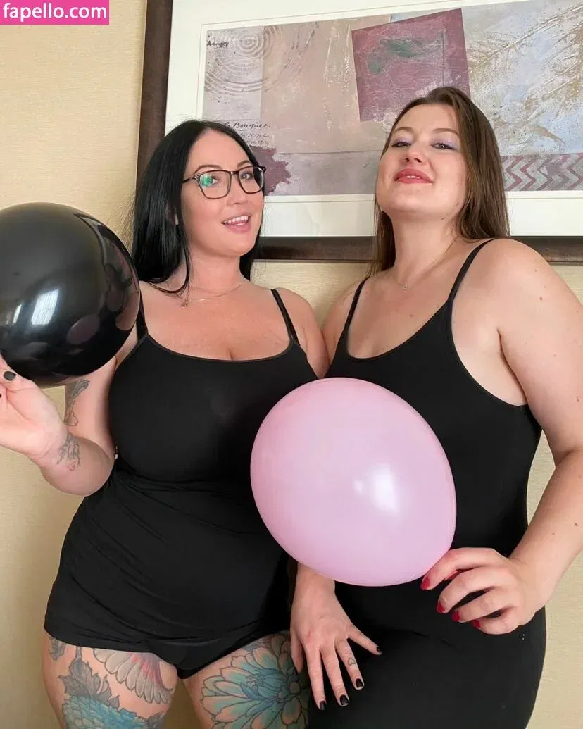 Hot4Holly / HotForHolly Onlyfans Photo Gallery 