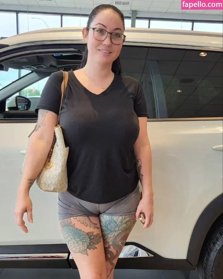 Hot4Holly / HotForHolly Onlyfans Photo Gallery 