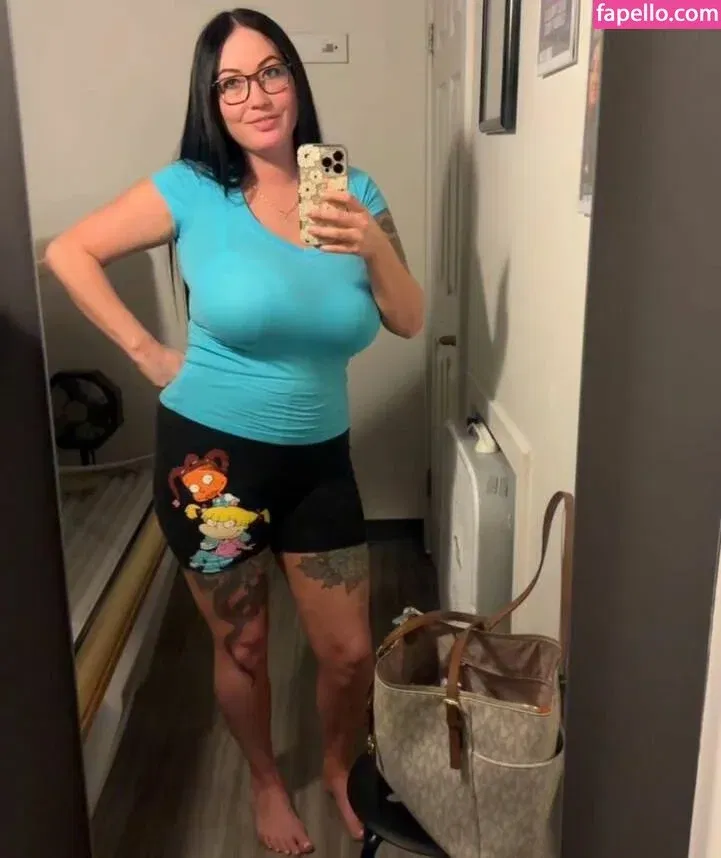 Hot4Holly / HotForHolly Onlyfans Photo Gallery 