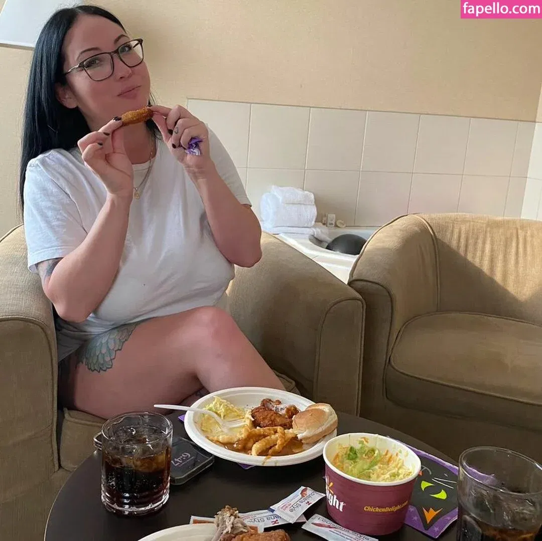 Hot4Holly / HotForHolly Onlyfans Photo Gallery 