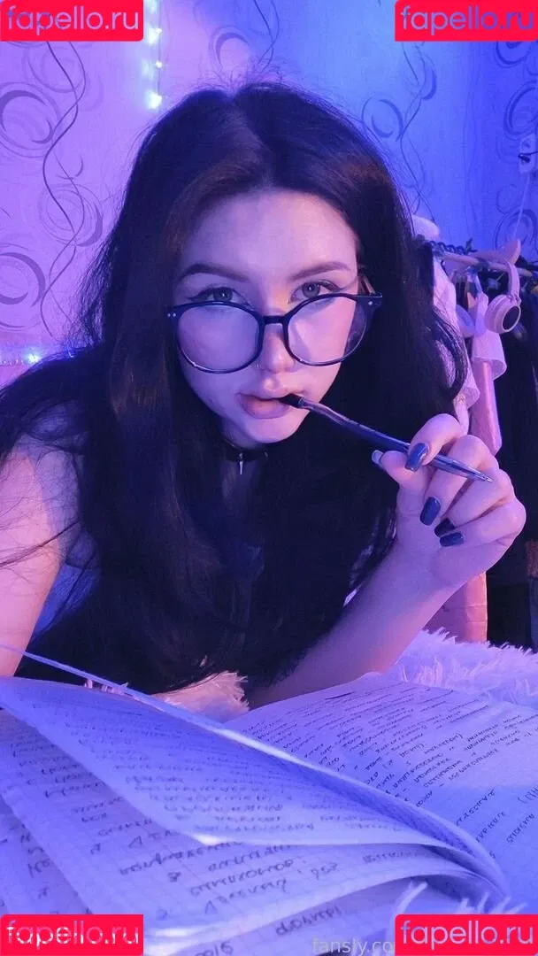 Kira_as2610 / itsmekiraperez / kiraship Onlyfans Photo Gallery 