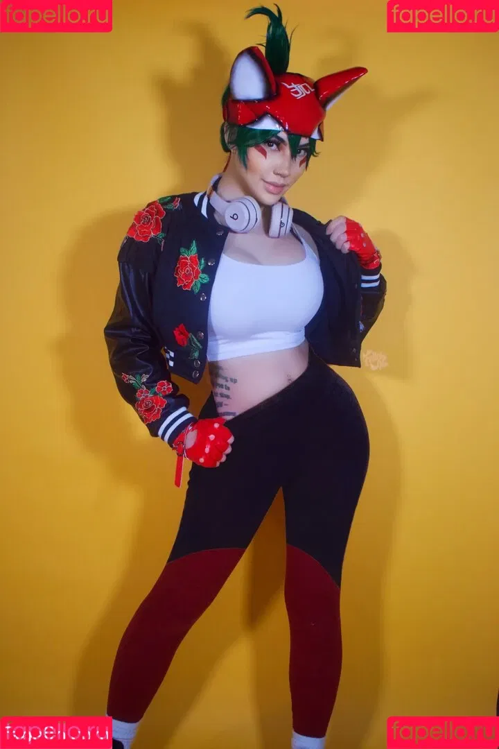 FeliciaVox / byefeliciavox Onlyfans Photo Gallery 