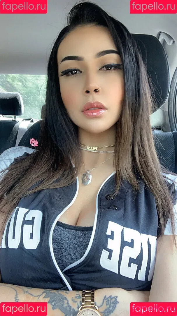 FeliciaVox / byefeliciavox Onlyfans Photo Gallery 