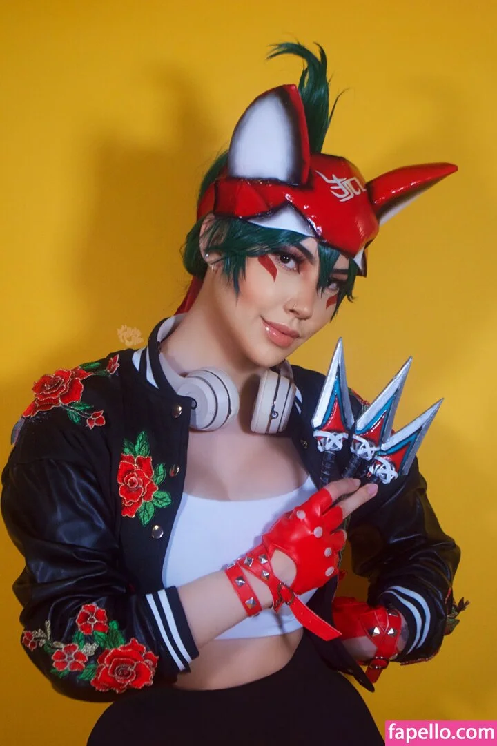 FeliciaVox / byefeliciavox Onlyfans Photo Gallery 