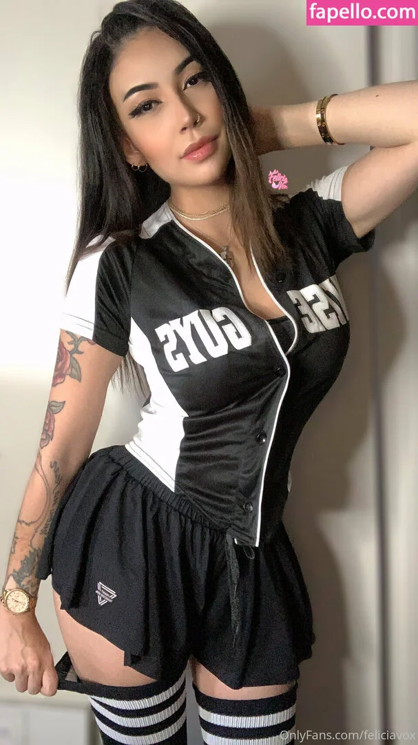 FeliciaVox / byefeliciavox Onlyfans Photo Gallery 