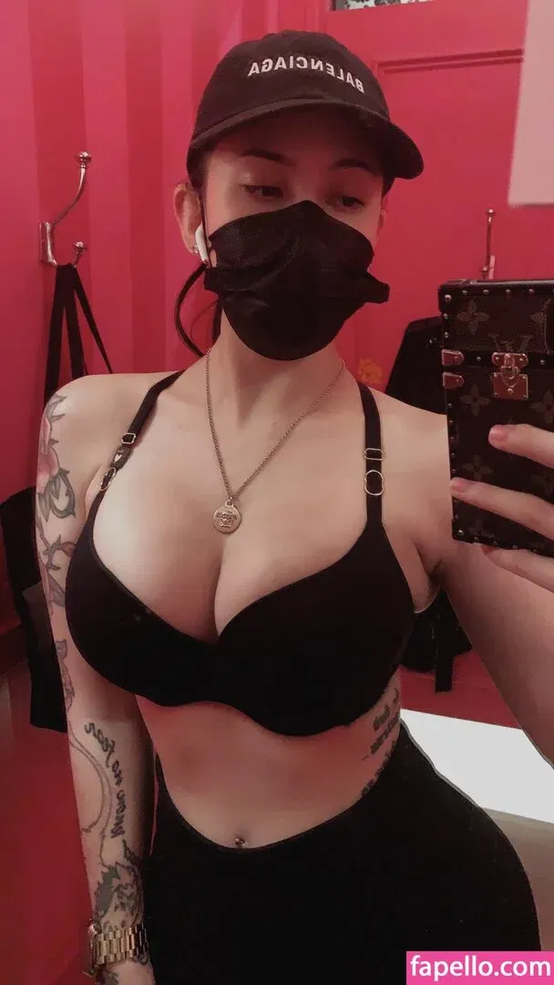 FeliciaVox / byefeliciavox Onlyfans Photo Gallery 