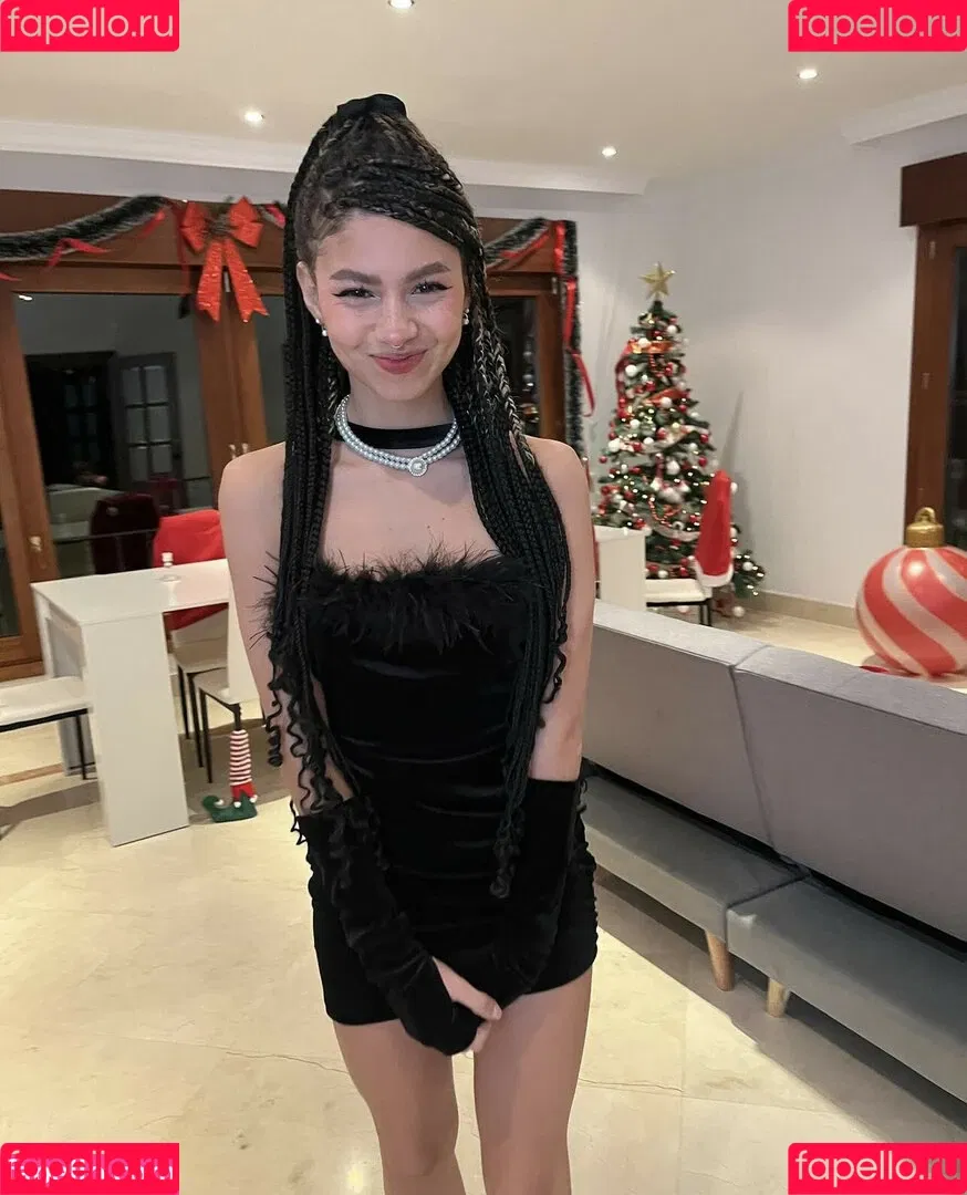 Larissa Kimberly / larissa_kimberlly Onlyfans Photo Gallery 