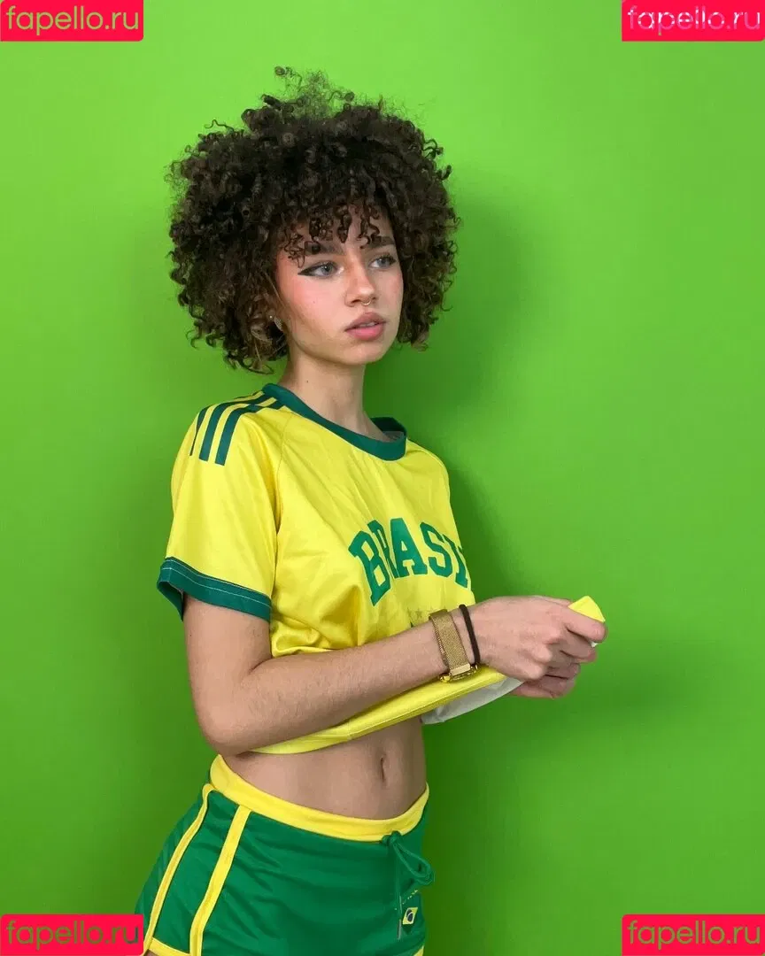 Larissa Kimberly / larissa_kimberlly Onlyfans Photo Gallery 