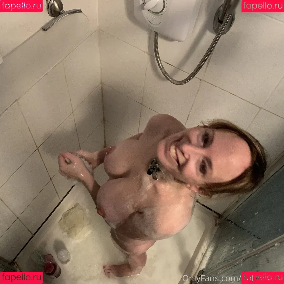 BoltOnWife / boltonswife Onlyfans Photo Gallery 