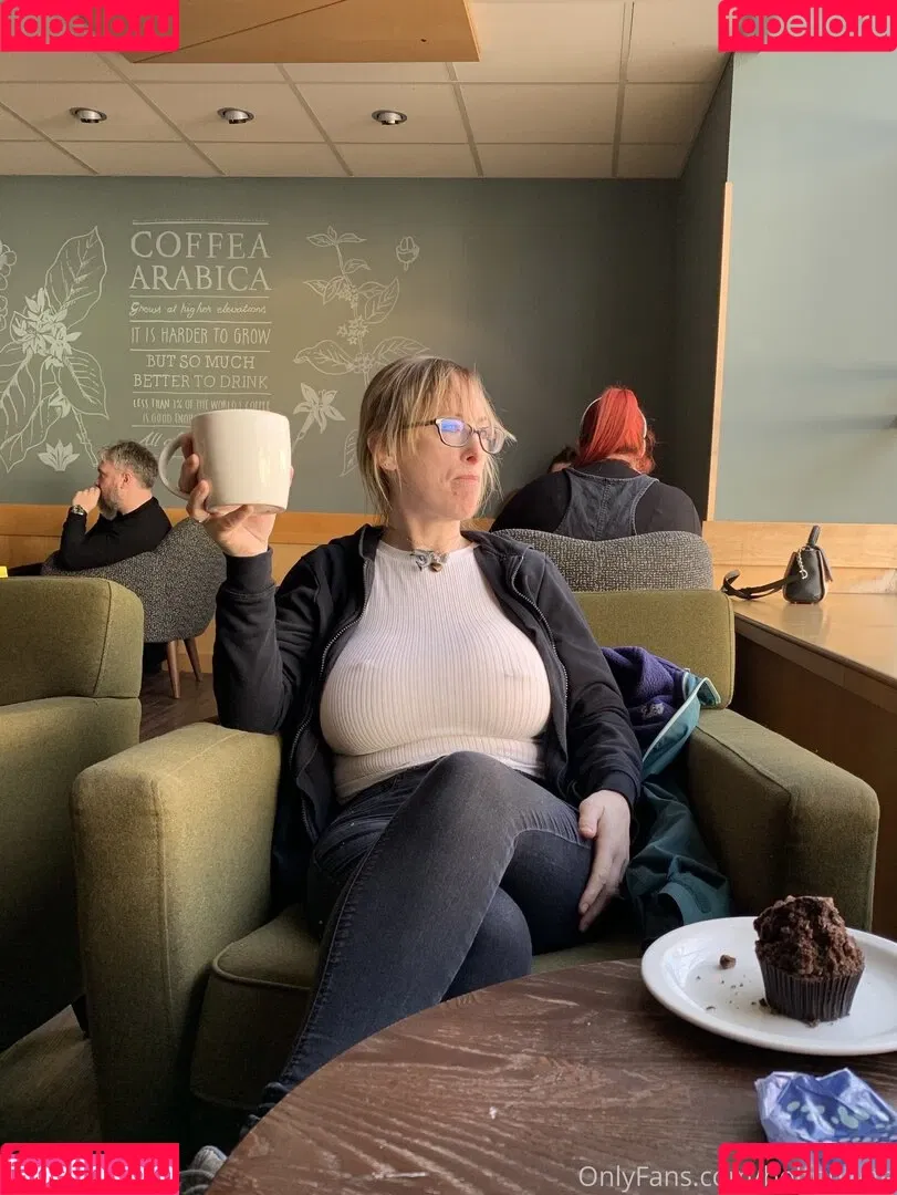 BoltOnWife / boltonswife Onlyfans Photo Gallery 