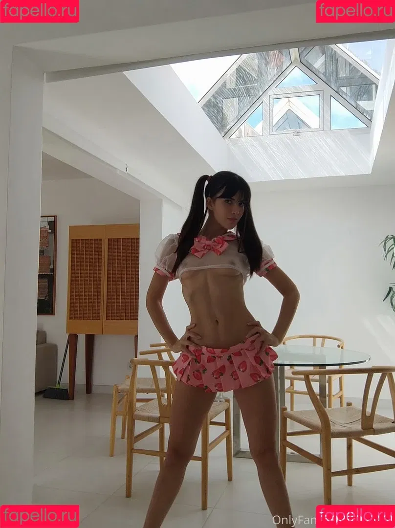 Leni Doll / leni_doll / lenidoll / sweety_caprice Onlyfans Photo Gallery 