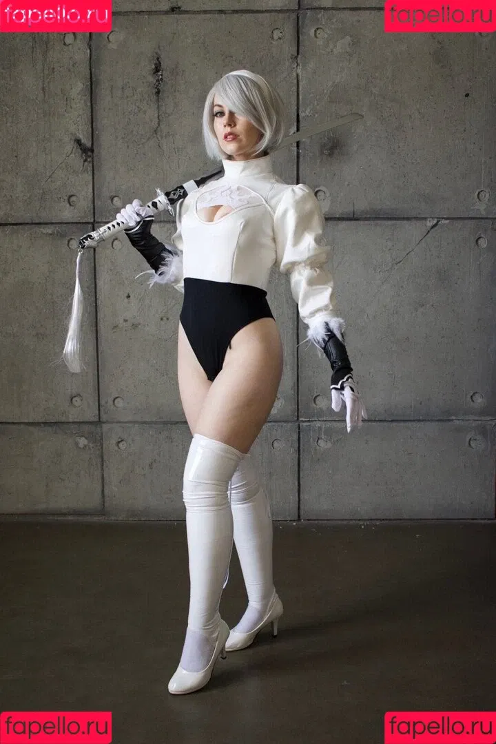 Genevieve Marie / GenevieveMarie / GenevieveNylen / genevievemariecosplay Onlyfans Photo Gallery 