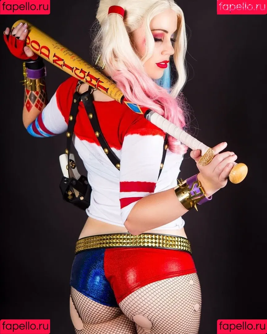 Genevieve Marie / GenevieveMarie / GenevieveNylen / genevievemariecosplay Onlyfans Photo Gallery 