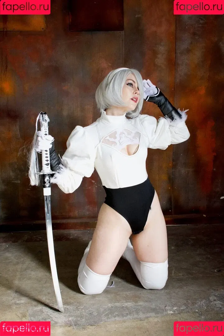 Genevieve Marie / GenevieveMarie / GenevieveNylen / genevievemariecosplay Onlyfans Photo Gallery 
