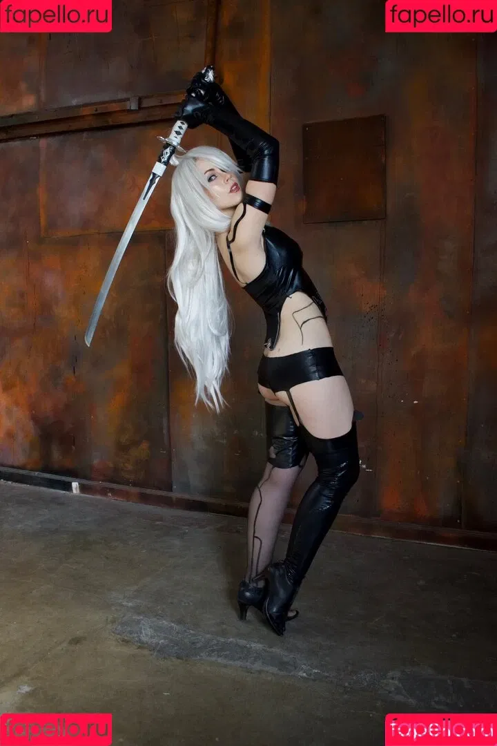 Genevieve Marie / GenevieveMarie / GenevieveNylen / genevievemariecosplay Onlyfans Photo Gallery 