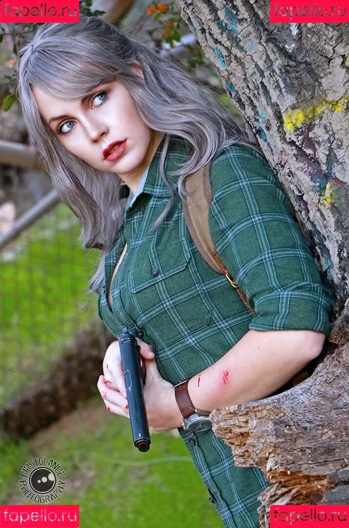 Genevieve Marie / GenevieveMarie / GenevieveNylen / genevievemariecosplay Onlyfans Photo Gallery 