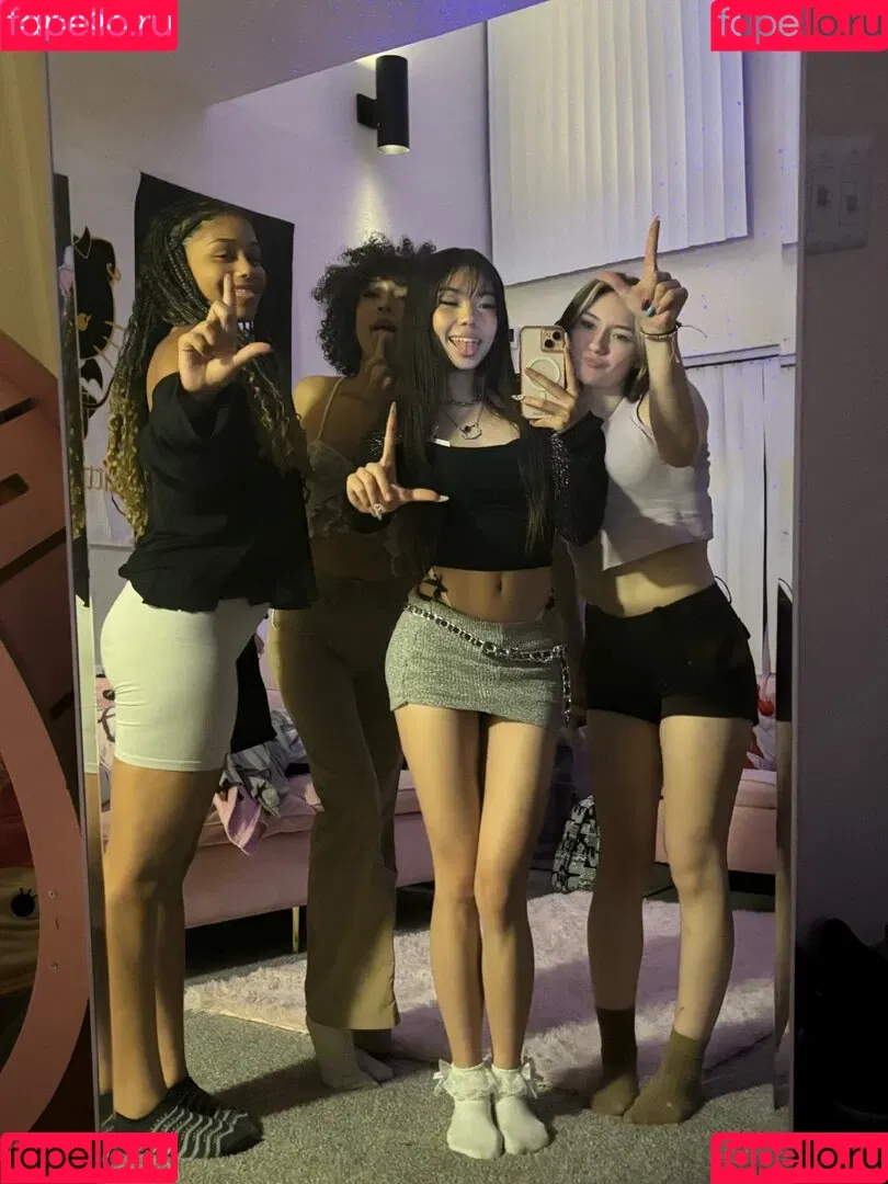 / all4kylani / bratkylani / brattykylani / brattylanii / kylani Onlyfans Photo Gallery 