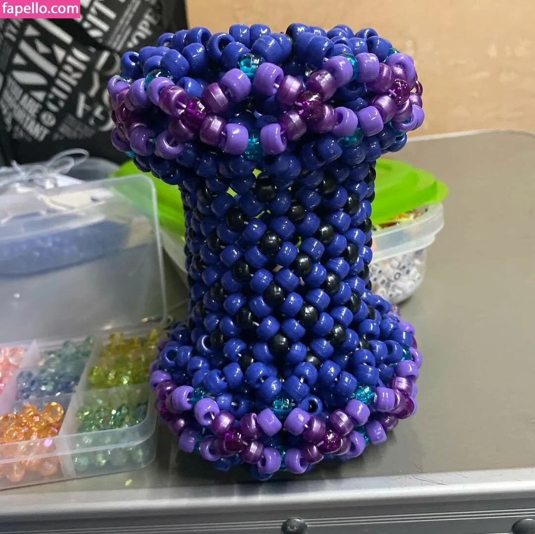 Chloe Moniz / https: / ravemumma Onlyfans Photo Gallery 