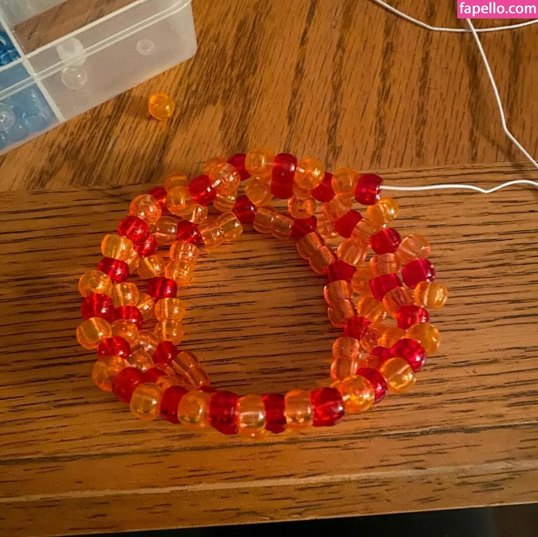 Chloe Moniz / https: / ravemumma Onlyfans Photo Gallery 