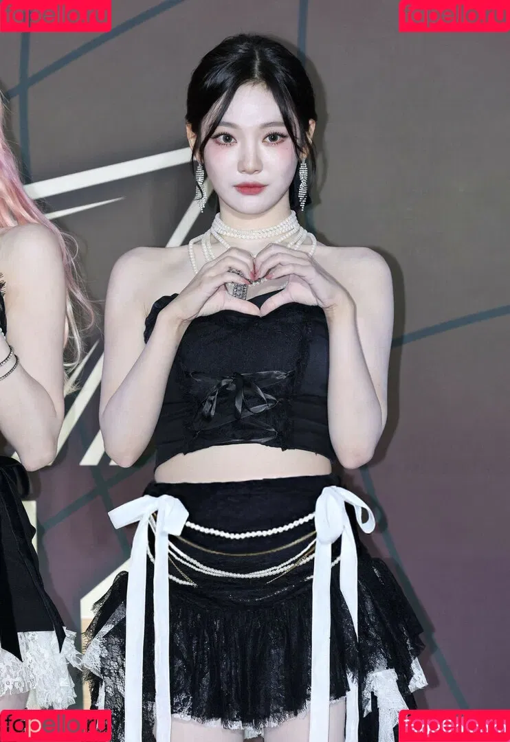 Ningning (æspa / aespa / imnotningning / littlechopper Onlyfans Photo Gallery 