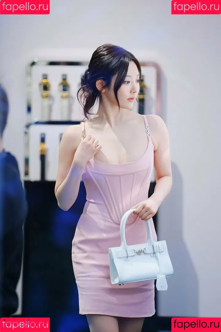 Ningning (æspa / aespa / imnotningning / littlechopper Onlyfans Photo Gallery 