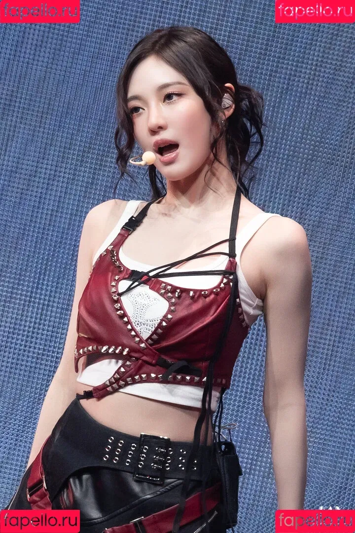 Ningning (æspa / aespa / imnotningning / littlechopper Onlyfans Photo Gallery 