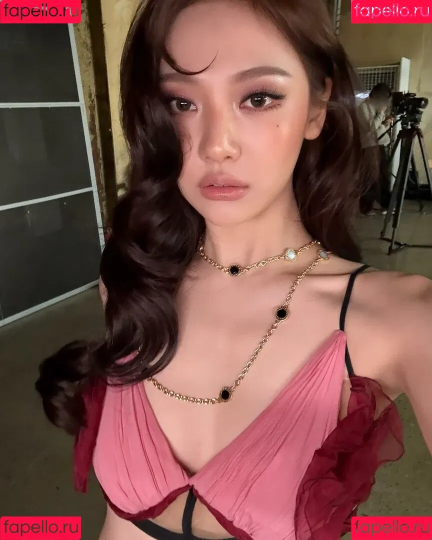 Ningning (æspa / aespa / imnotningning / littlechopper Onlyfans Photo Gallery 