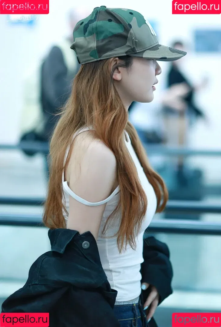 Ningning (æspa / aespa / imnotningning / littlechopper Onlyfans Photo Gallery 