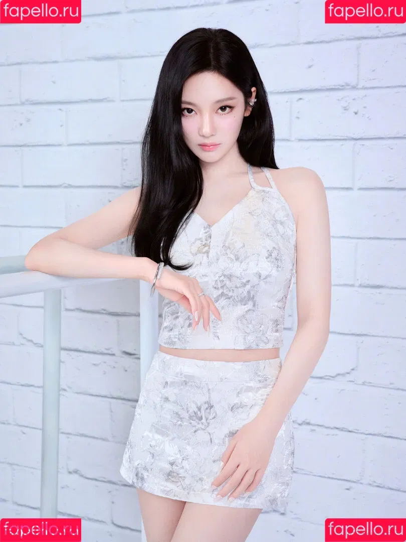 Ningning (æspa / aespa / imnotningning / littlechopper Onlyfans Photo Gallery 