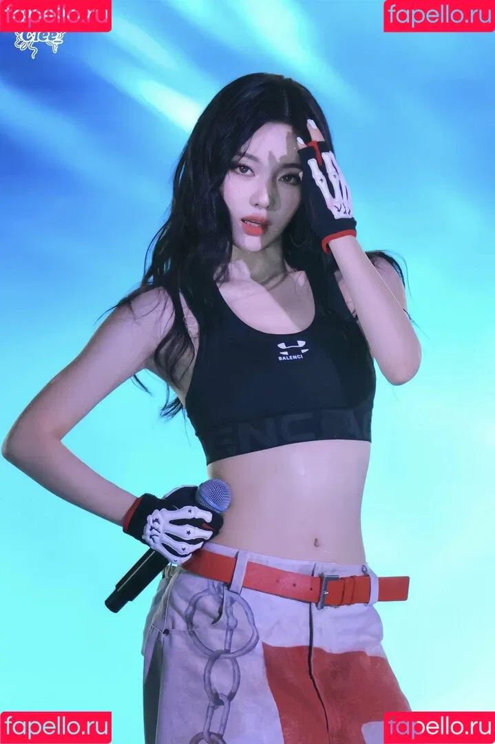 Ningning (æspa / aespa / imnotningning / littlechopper Onlyfans Photo Gallery 