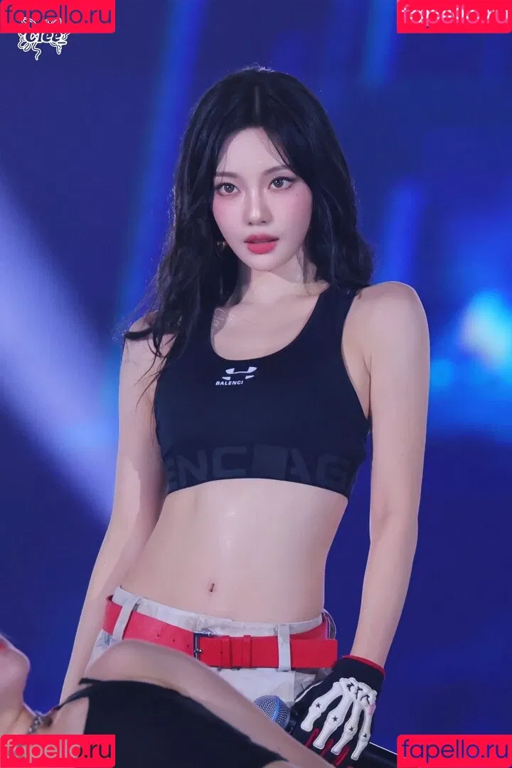 Ningning (æspa / aespa / imnotningning / littlechopper Onlyfans Photo Gallery 