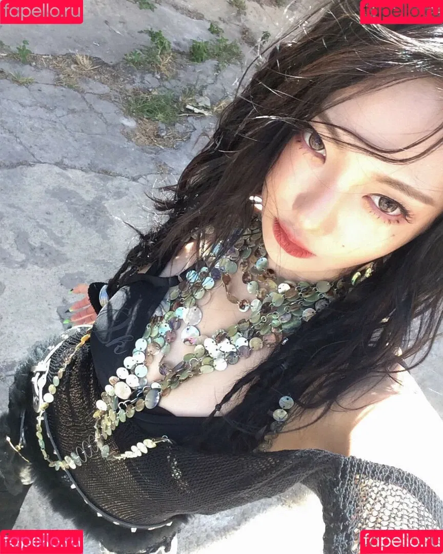 Ningning (æspa / aespa / imnotningning / littlechopper Onlyfans Photo Gallery 