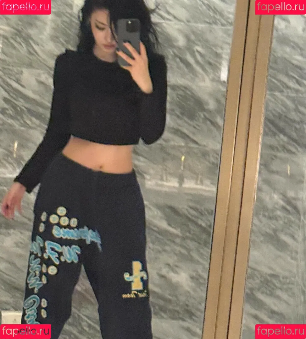 Ningning (æspa / aespa / imnotningning / littlechopper Onlyfans Photo Gallery 