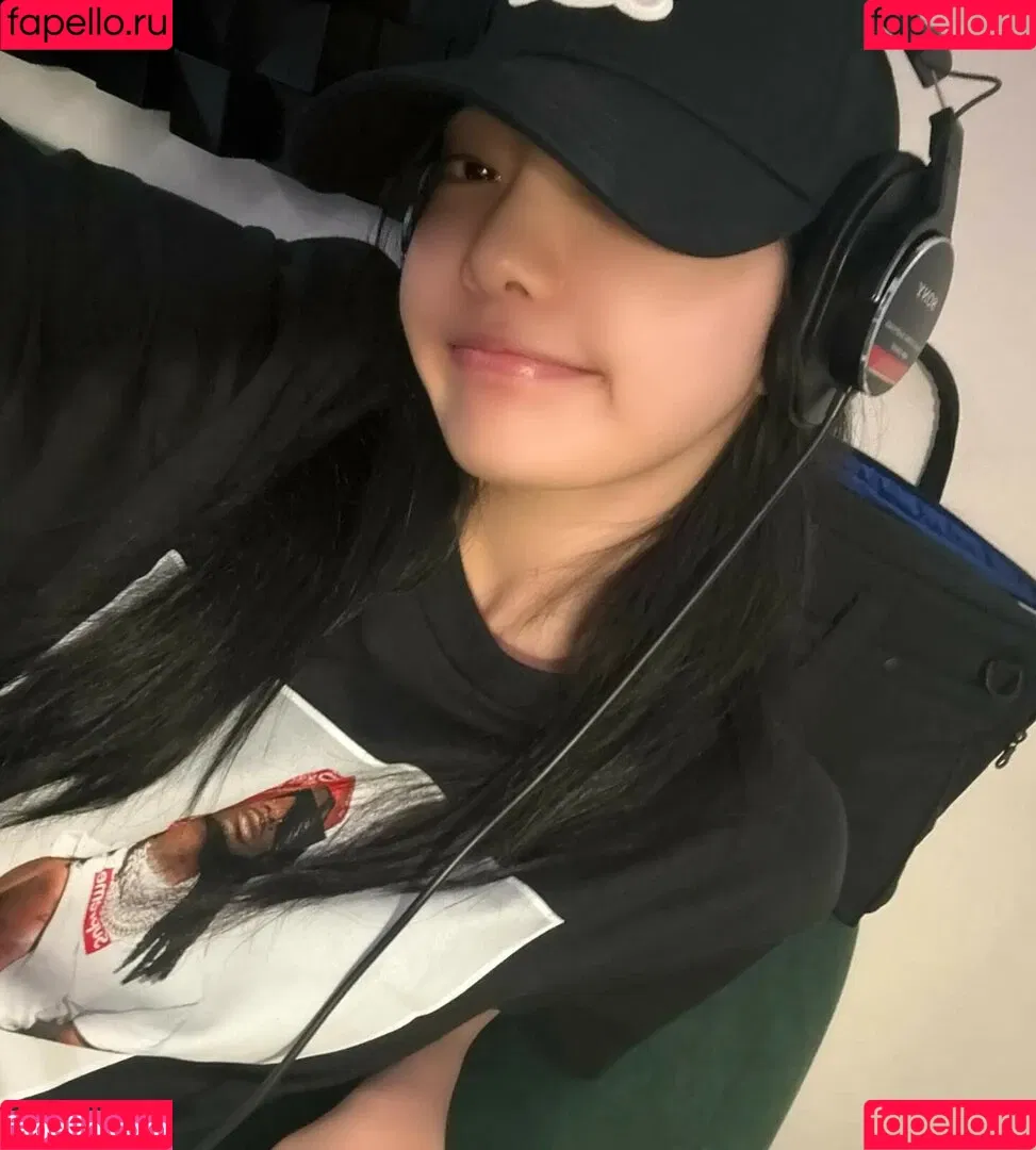 Ningning (æspa / aespa / imnotningning / littlechopper Onlyfans Photo Gallery 