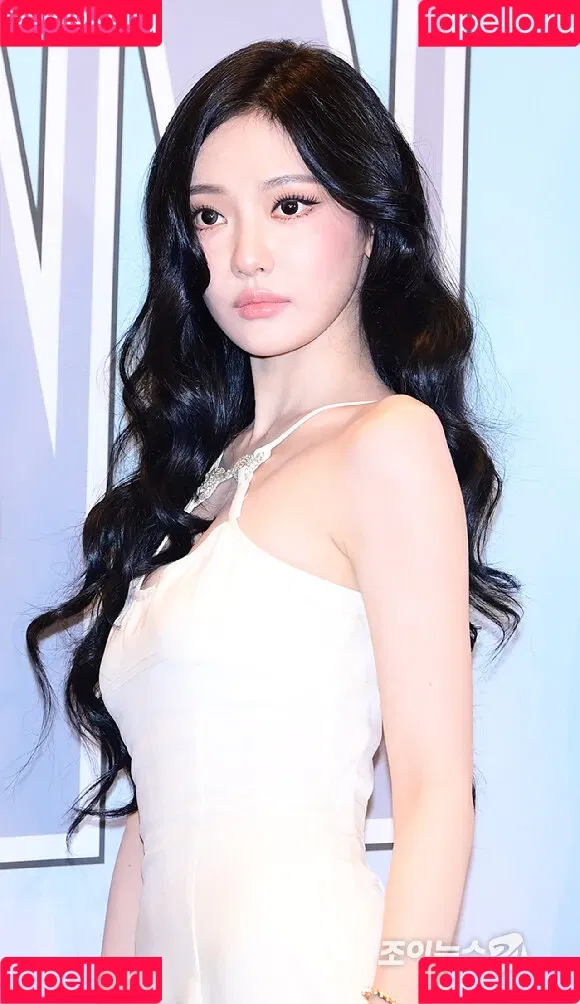 Ningning (æspa / aespa / imnotningning / littlechopper Onlyfans Photo Gallery 