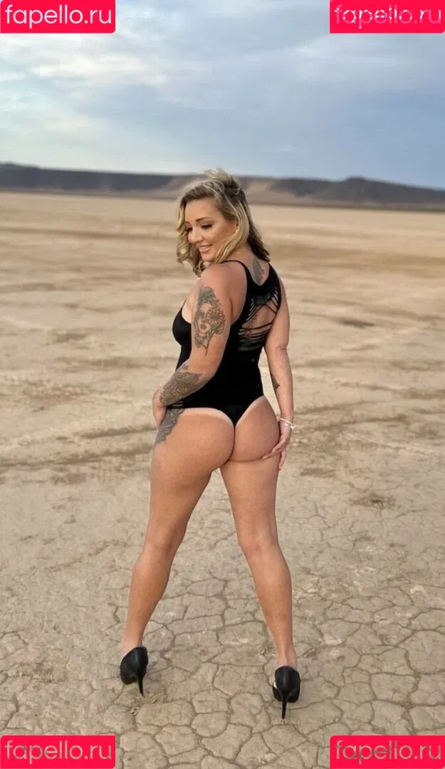 Christina Model / Lucci / christinamodel515 / thechristinamodel Onlyfans Photo Gallery 