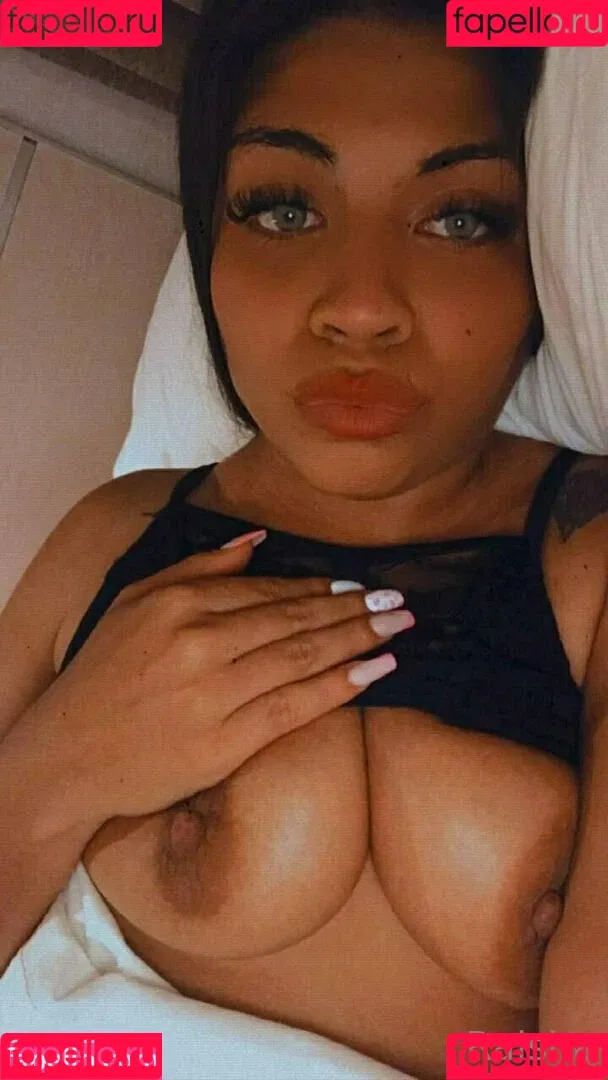 _raisha_ / raisha Onlyfans Photo Gallery 